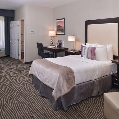 Best Western Plus Hotel At The Convention Center Long Beach Exterior photo