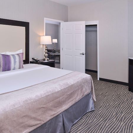 Best Western Plus Hotel At The Convention Center Long Beach Exterior photo