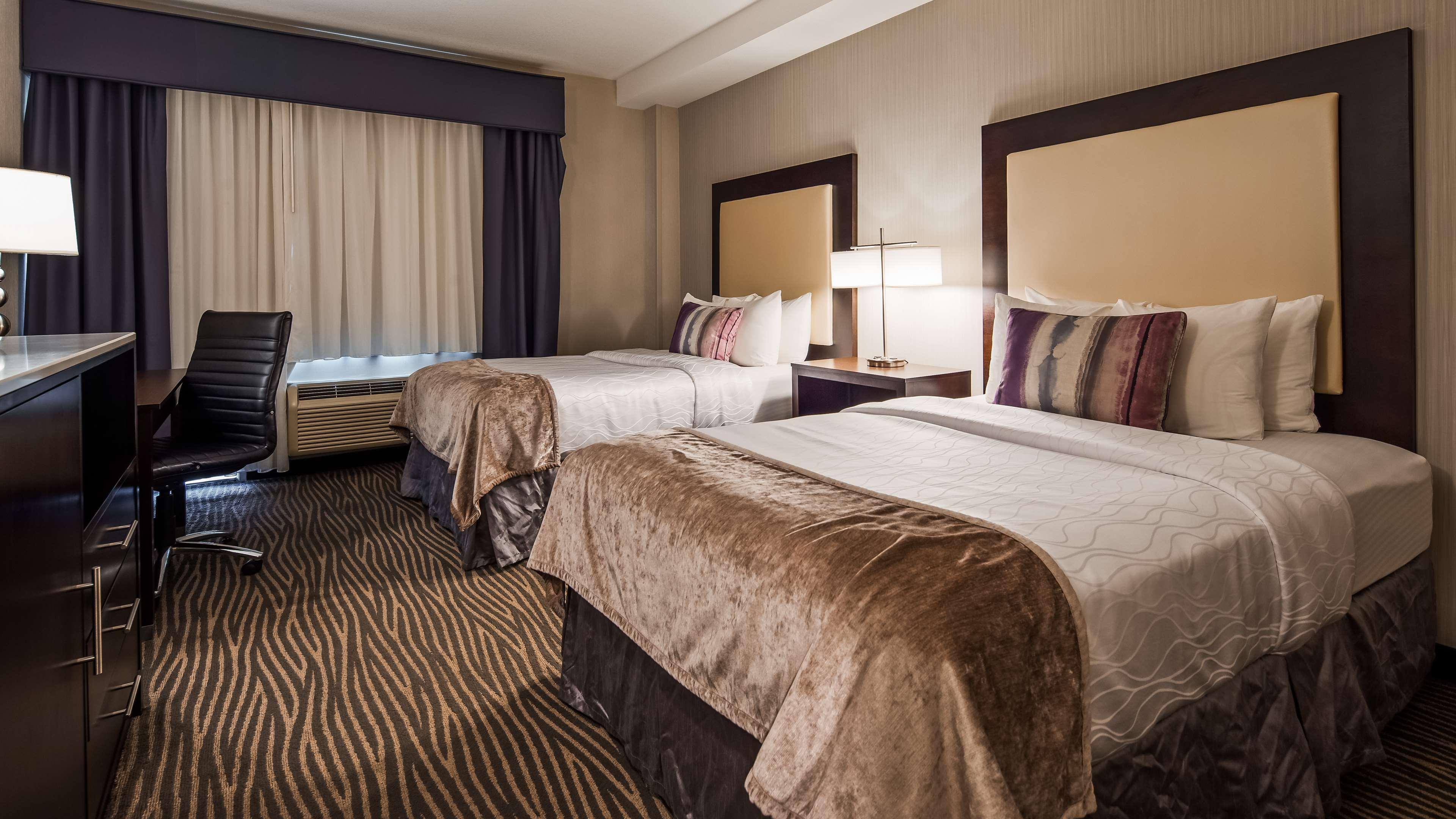 Best Western Plus Hotel At The Convention Center Long Beach Exterior photo